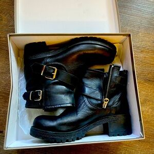 American Rag boots. AREAGHAN BLACK AREAGHAN. Size 9.5